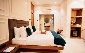 The Jeevan Inn Newly Renovated